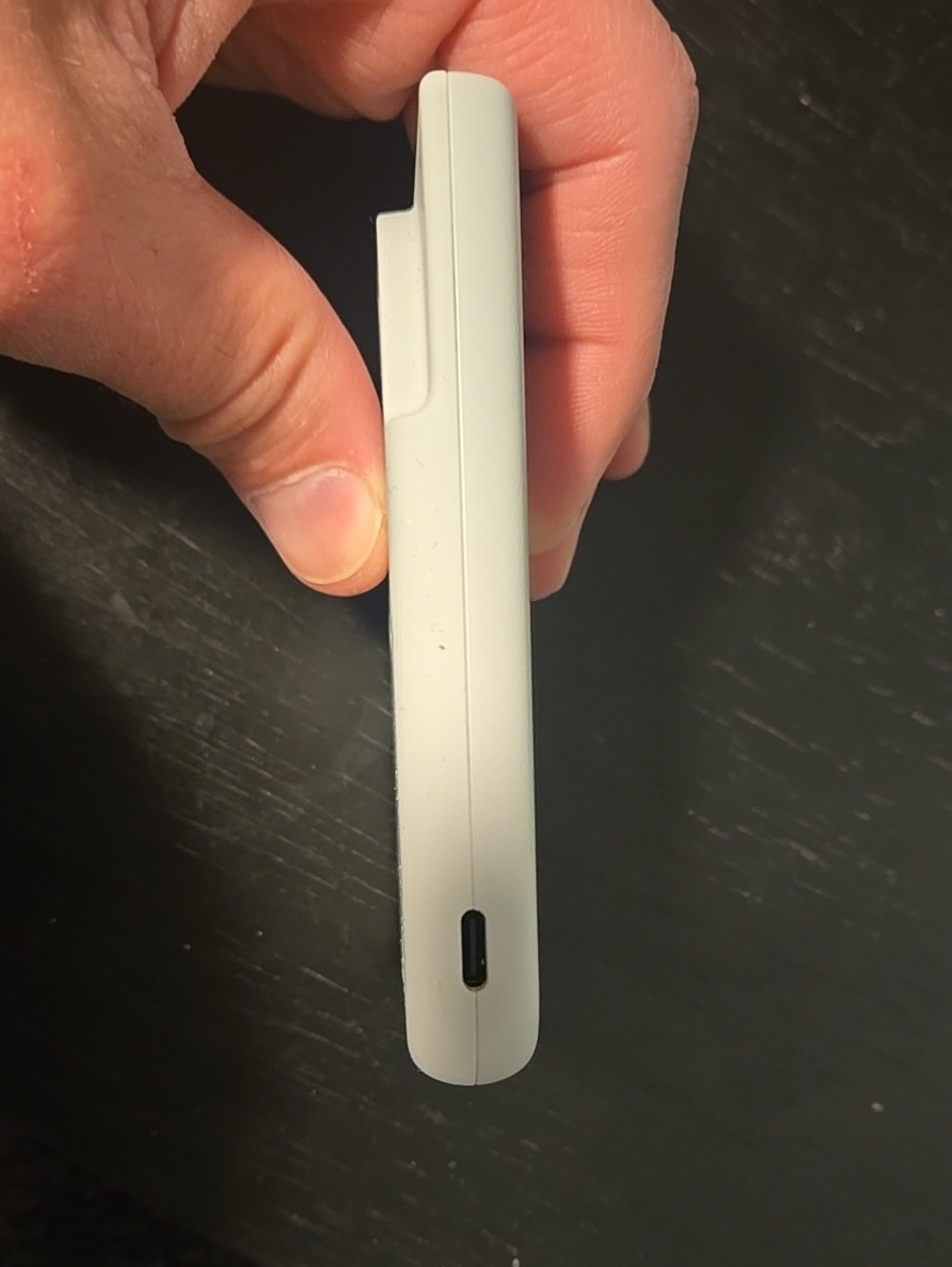 Magnet Wireless Battery Pack - Picture 3 of 6
